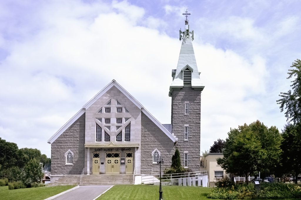 _33C7326-Église Saint-Albert-le-Grand-Fonds-Daniel Abel